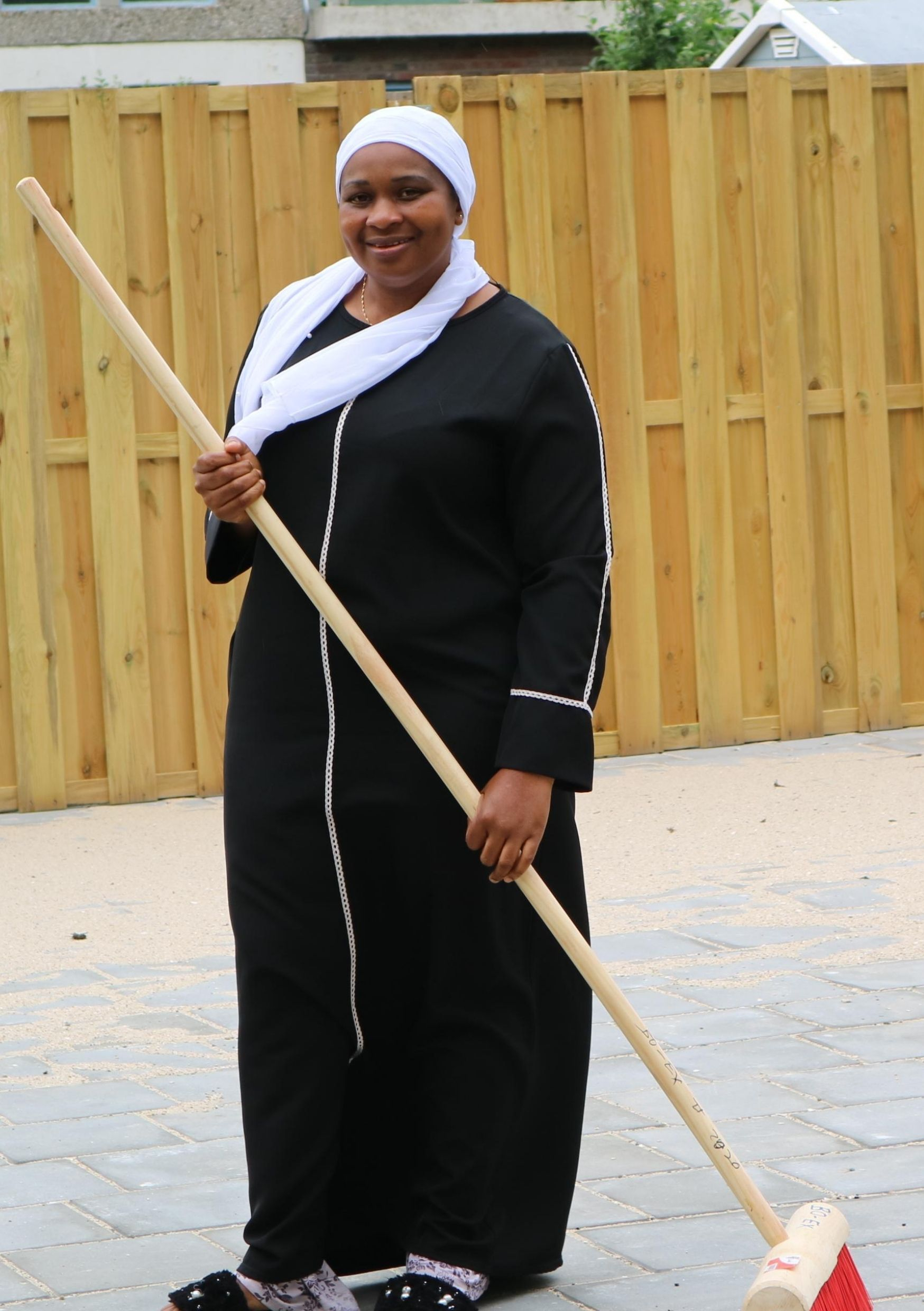 mevrouw-diallo-knapte-haar-tuin-op-samen-met-boex 2